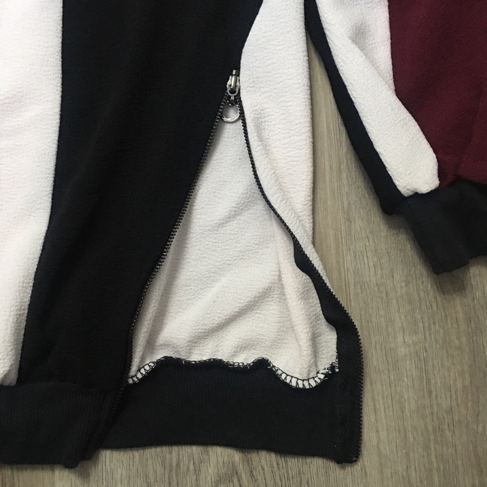 Color block pullover - Picture 3 of 3
